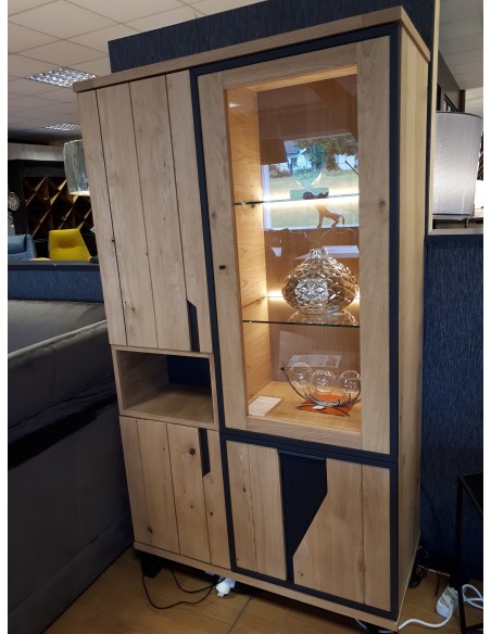 VITRINE ESCALE
